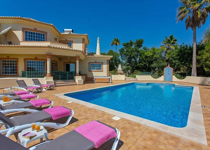 فيلة Nenufa By البوفيرا